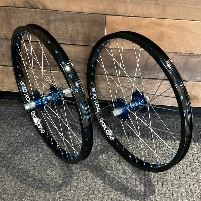 Custom TNT x Box Wheelset